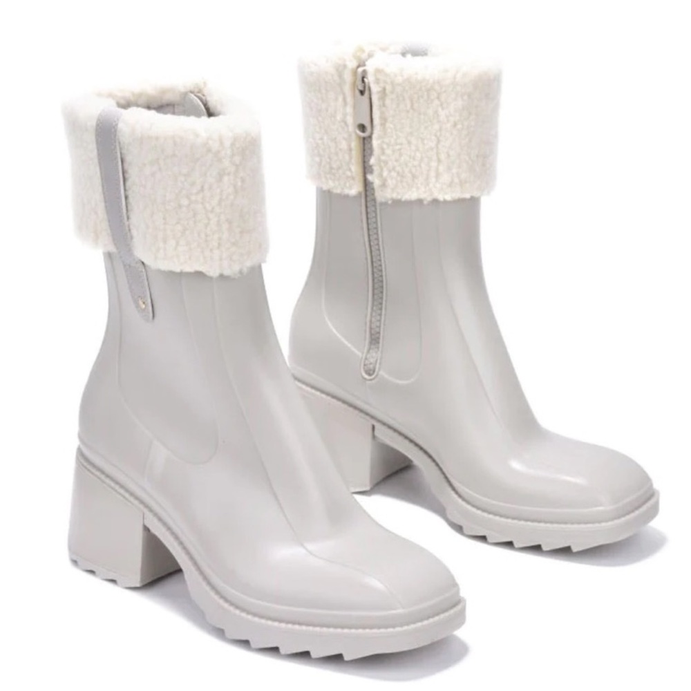 Cape Robbin Chrisma Grey Booties